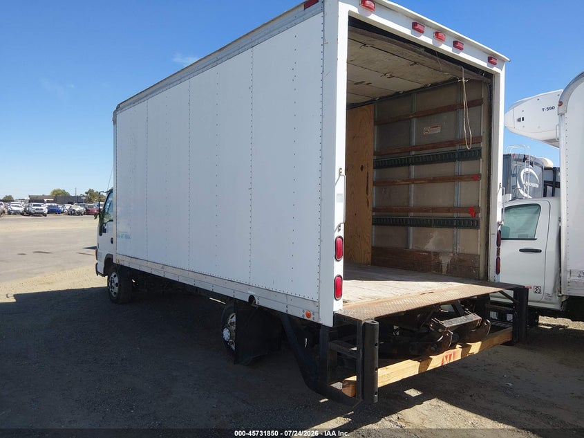 2001 ISUZU NPR auction photo 3
