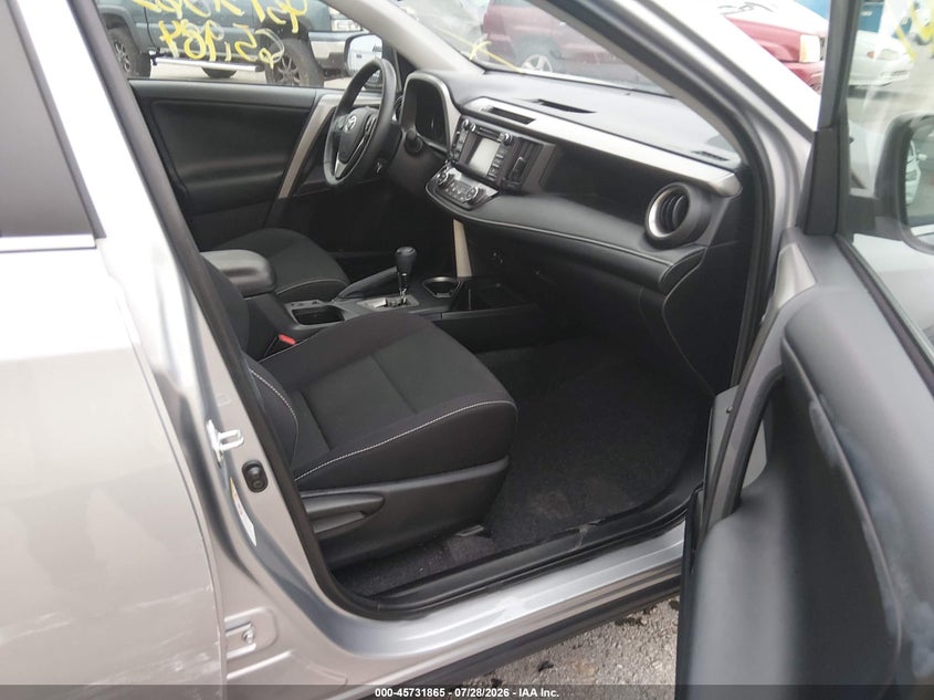 2018 TOYOTA RAV4 auction photo 5