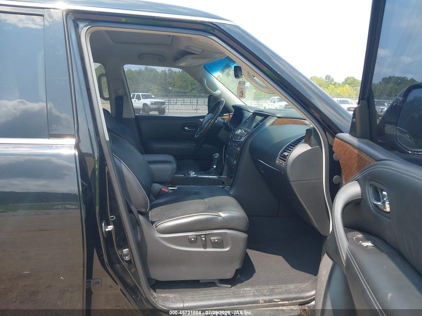 2015 INFINITI QX80 auction photo 5