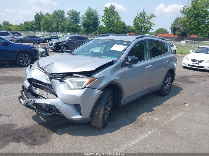 Vin: 2t3bfrev2jw723961, lot: 46230638, toyota rav4 le 20182