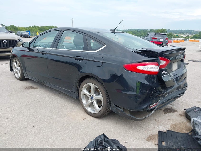 2016 FORD FUSION auction photo 3