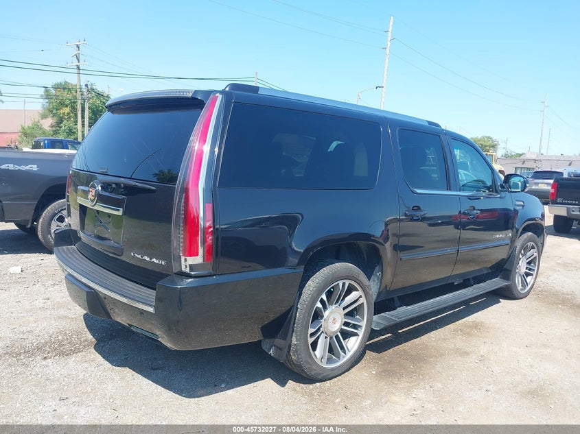 2013 CADILLAC ESCALADE ESV auction photo 4
