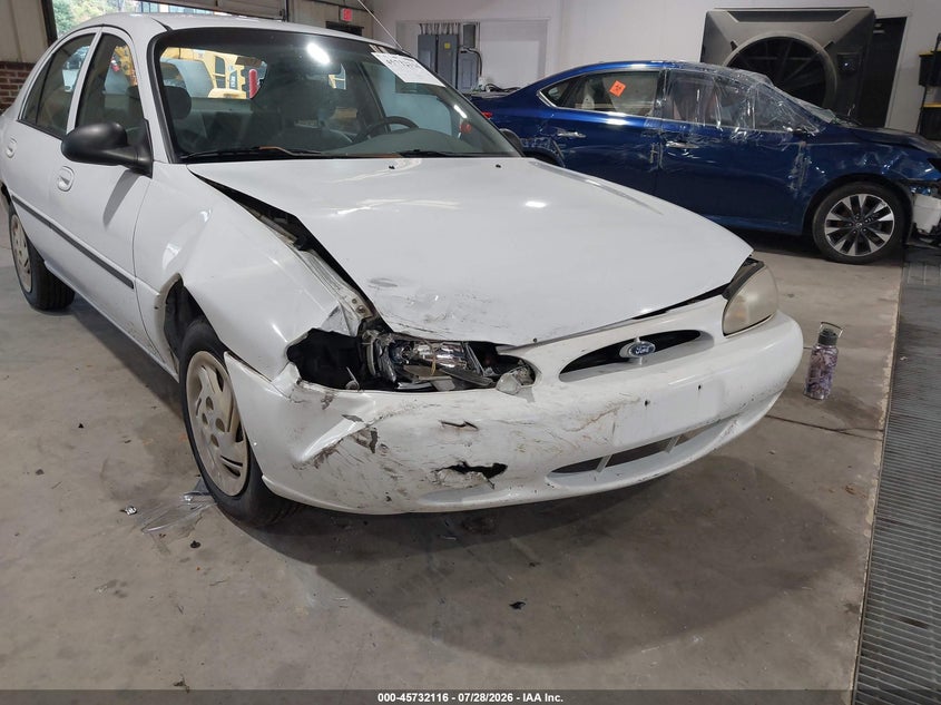 1999 FORD ESCORT auction photo 6