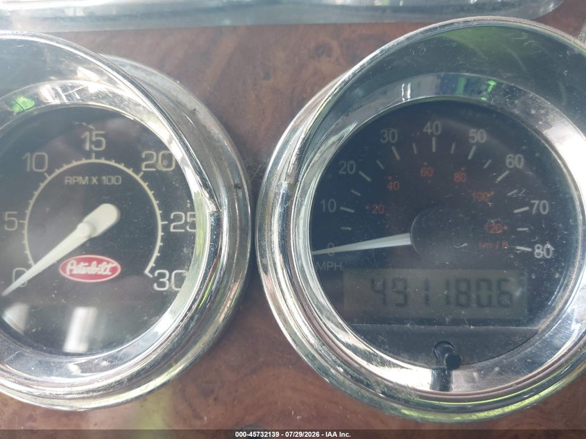 2001 PETERBILT 379 auction photo 5