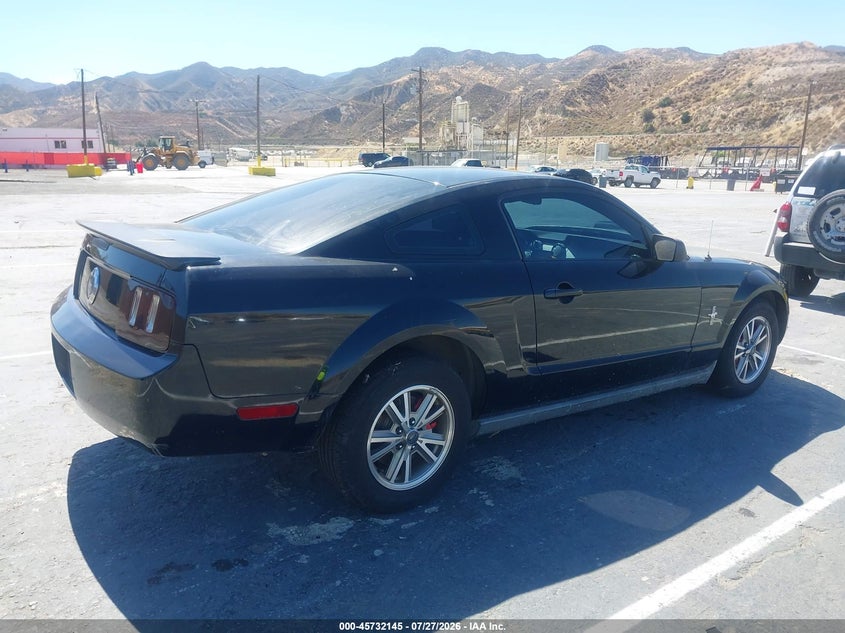 2007 FORD MUSTANG auction photo 4