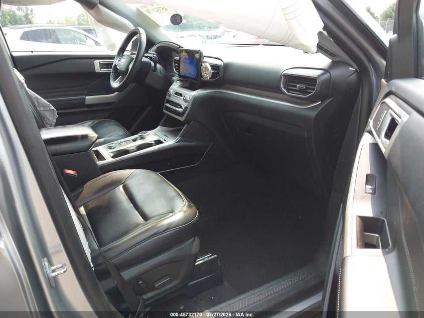 2023 FORD EXPLORER auction photo 5
