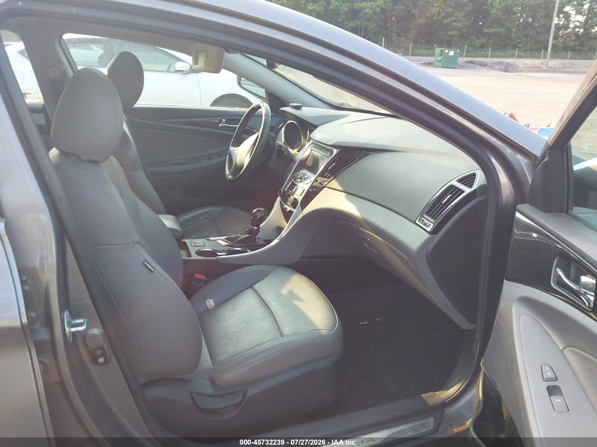 2011 HYUNDAI SONATA auction photo 5