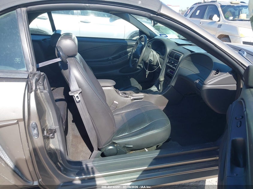 2002 FORD MUSTANG auction photo 5
