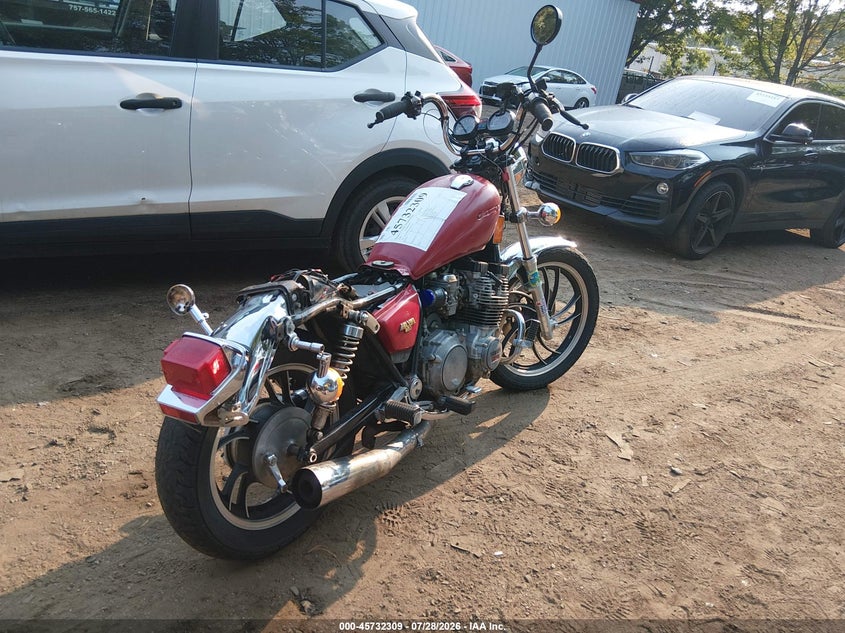 1982 YAMAHA XJ650 auction photo 4