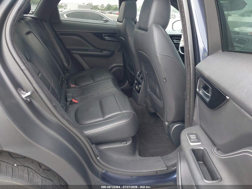 2017 JAGUAR F-PACE auction photo 8