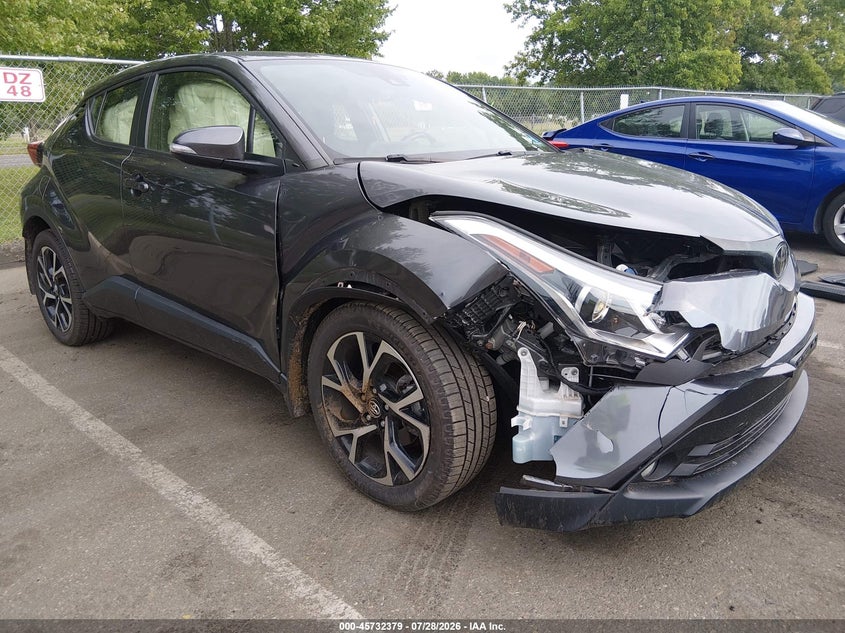 2018 TOYOTA C-HR auction photo 1
