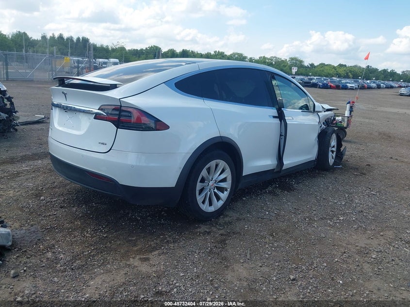 2016 TESLA MODEL X auction photo 4