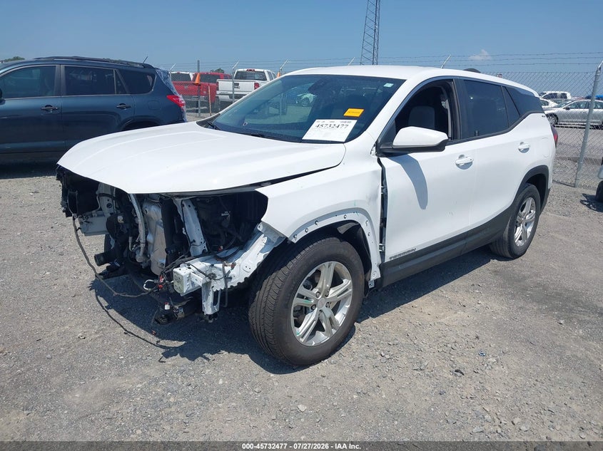 2024 GMC TERRAIN auction photo 2