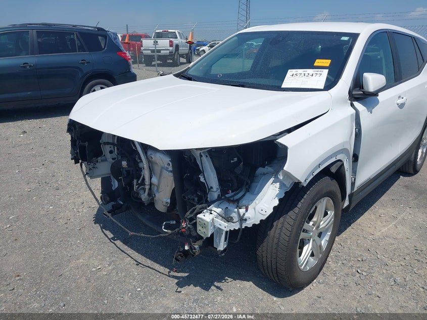 2024 GMC TERRAIN auction photo 6