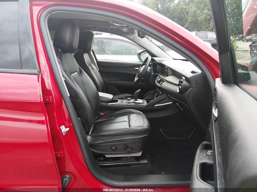 2020 ALFA ROMEO STELVIO auction photo 5