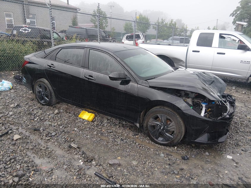 2023 HYUNDAI ELANTRA auction photo 1