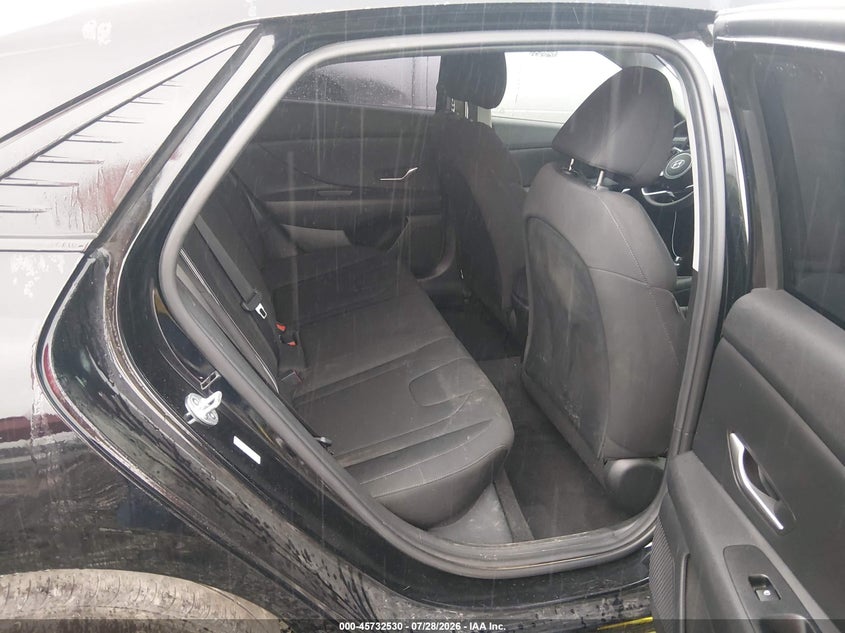 2023 HYUNDAI ELANTRA auction photo 8
