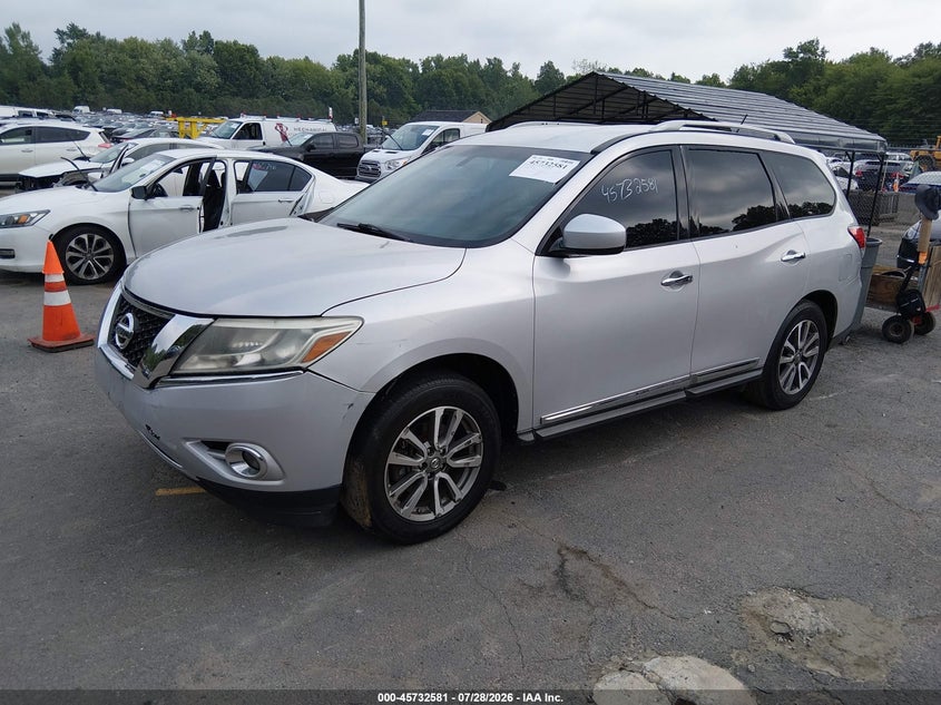 2014 Nissan Pathfinder, Engine Burn, IAAI, VIN 5N1AR2MM4EC626185 — photo 2