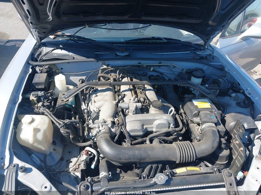 MAZDA MX-5 MIATA 2004 VIN JM1NB353840402990
