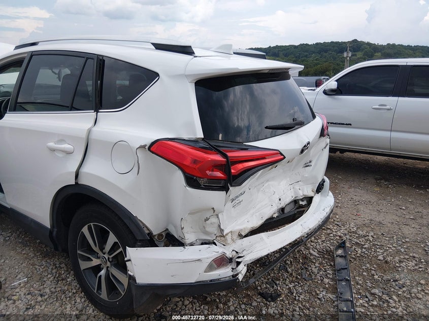 2016 TOYOTA RAV4 auction photo 6