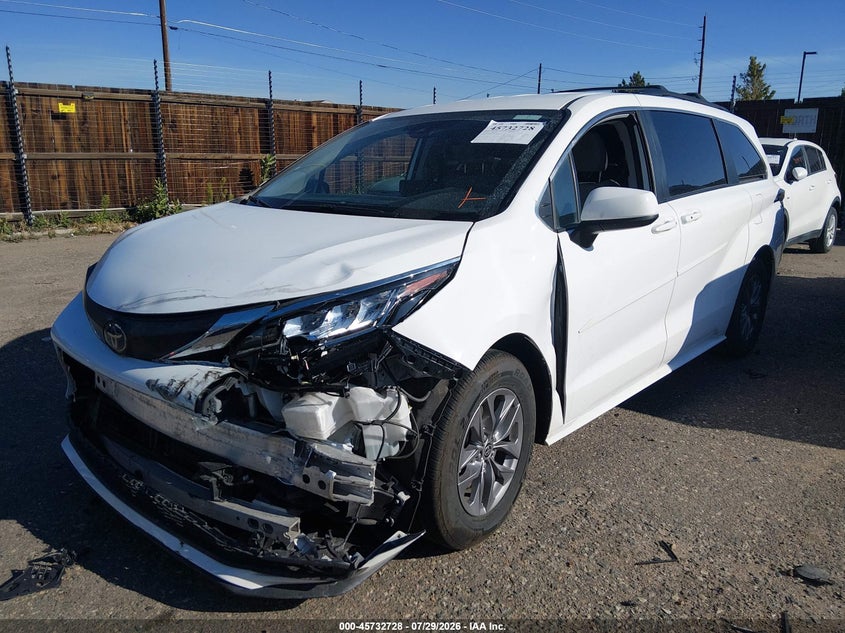 Vin: 5tdkskfc5ps074327, lot: 46231427, toyota sienna le 20232