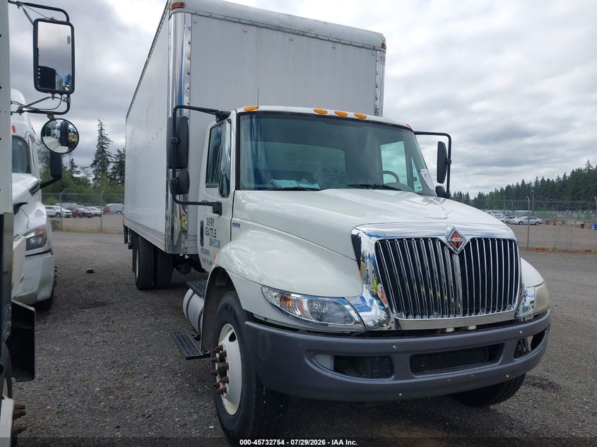 2013 INTERNATIONAL 4000 auction photo 1