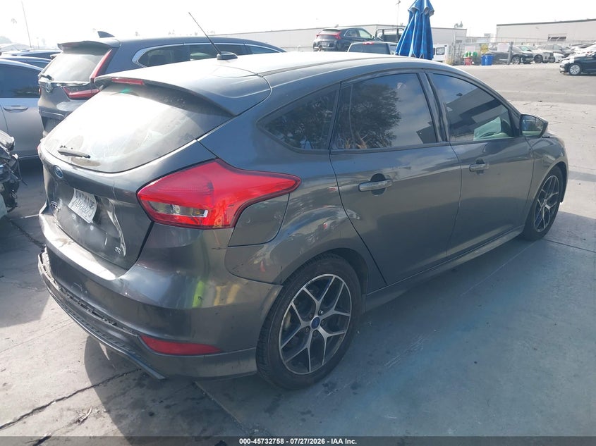 Vin: 1fadp3k29gl268251, lot: 46231457, ford focus se 20164