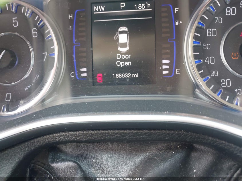 2015 CHRYSLER 200 auction photo 7