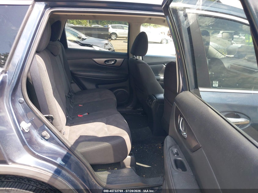 2016 NISSAN ROGUE auction photo 8