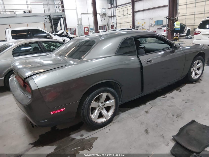 Vin: 2b3cj4dv2ah111994, lot: 46231493, dodge challenger se 20104