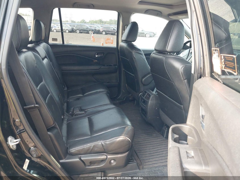 2016 HONDA PILOT auction photo 8