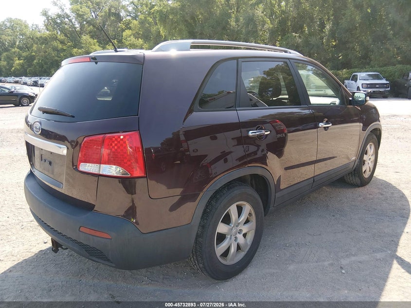 2013 KIA SORENTO auction photo 4