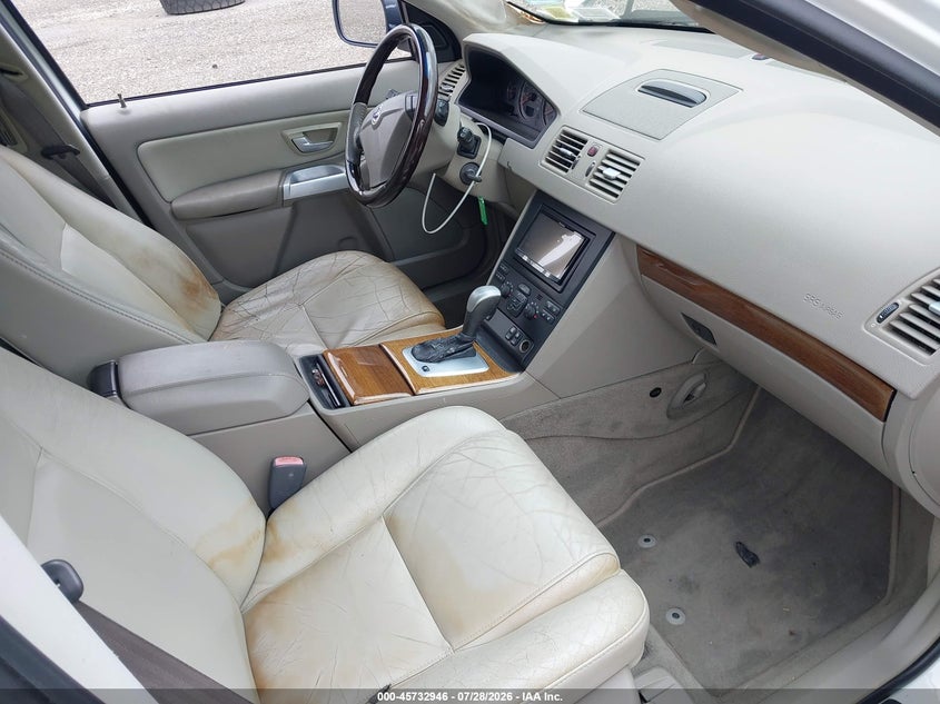 2004 VOLVO XC90 auction photo 5