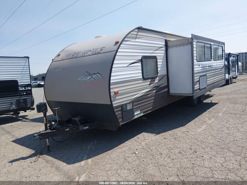 2016 CHEROKEE GREY WOLF auction photo 2