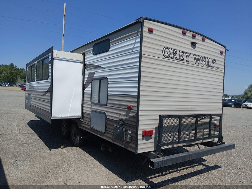 2016 CHEROKEE GREY WOLF auction photo 3