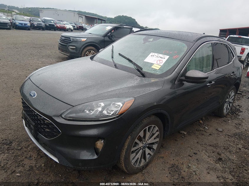 Vin: 1fmcu9j9xluc67853, lot: 46231668, ford escape titanium 20202