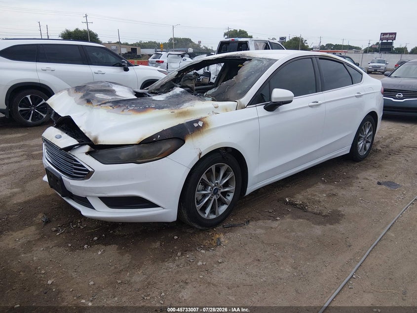 2017 FORD FUSION auction photo 2