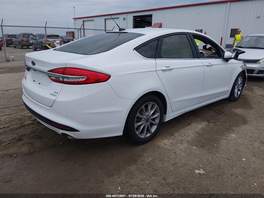 2017 FORD FUSION auction photo 4