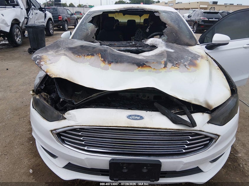 2017 FORD FUSION auction photo 6