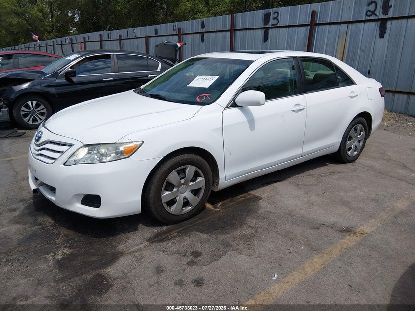Vin: 4t1bf3ek5au557947, lot: 46231722, toyota camry le 20102