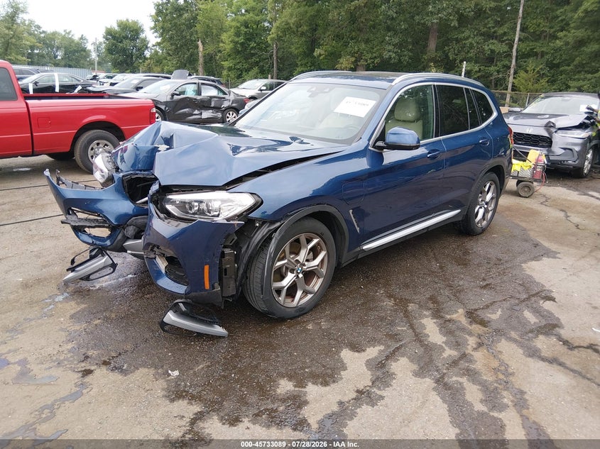 BMW X3 PHEV - zdjęcie 2