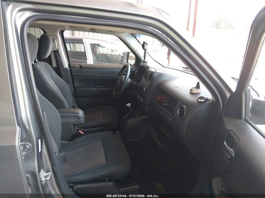 2014 JEEP PATRIOT auction photo 5
