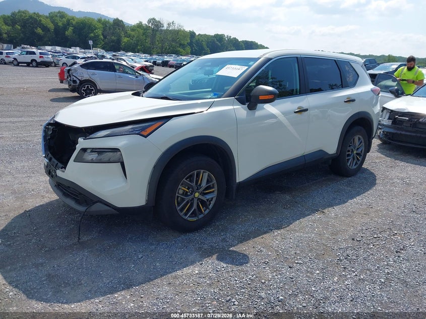 2023 NISSAN ROGUE auction photo 2
