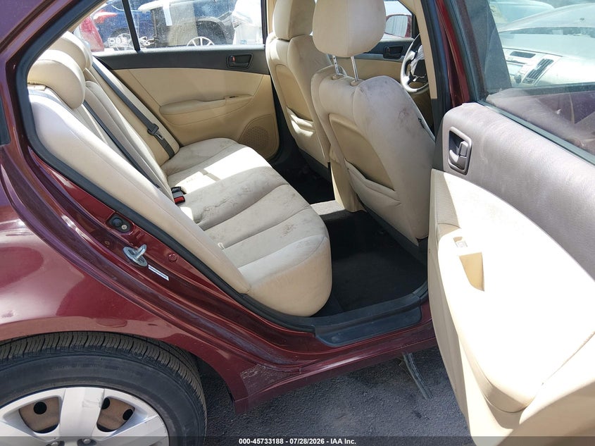 2010 HYUNDAI SONATA auction photo 8