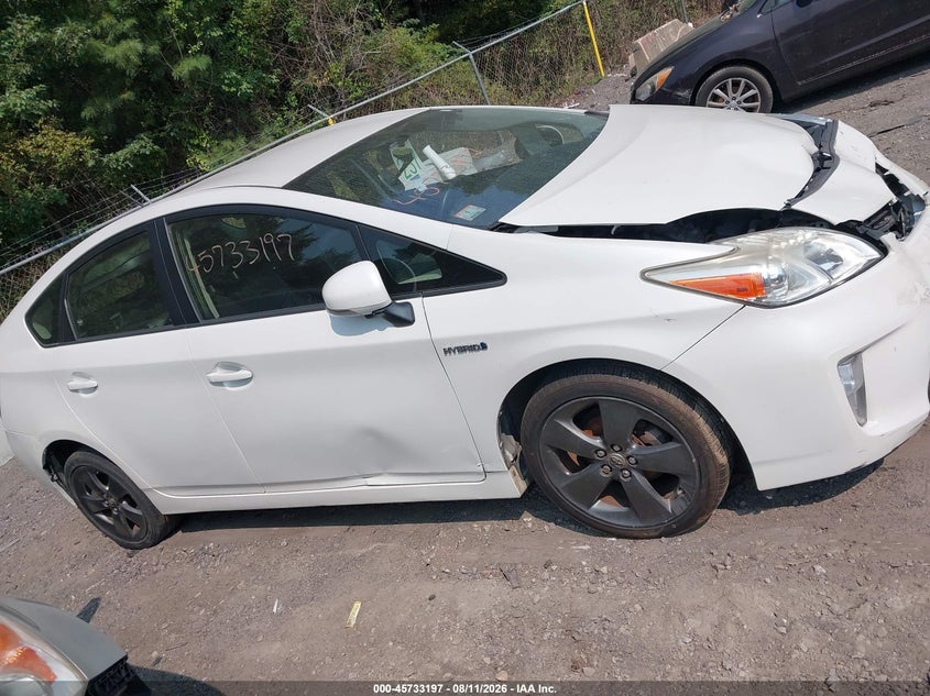 2015 TOYOTA PRIUS HATCHBACK 1.8L I-4 DOHC, VVT, 98HP