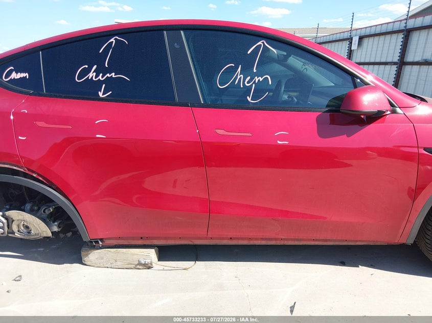 TESLA MODEL Y - zdjęcie 22