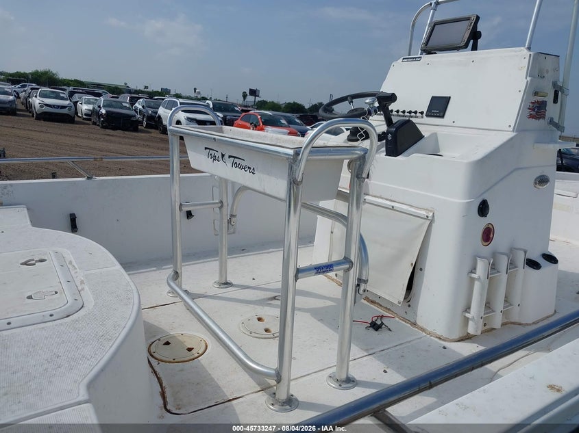2000 ROBALO 2109 auction photo 5