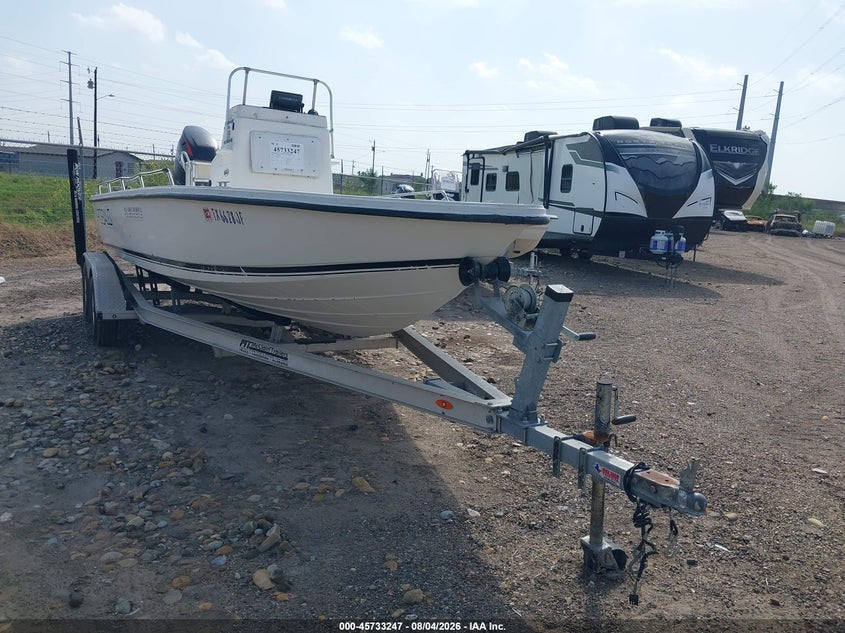 2000 ROBALO 2109 auction photo 6