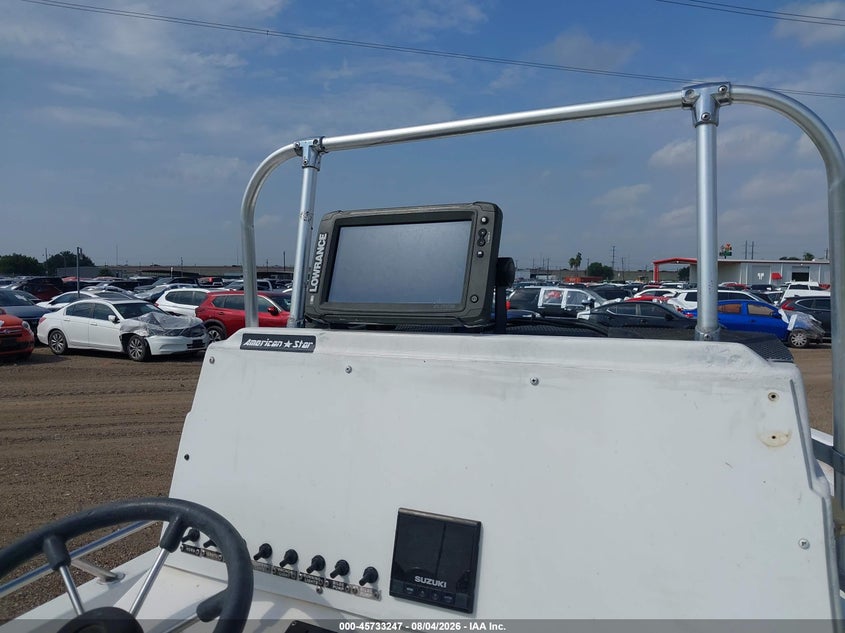 2000 ROBALO 2109 auction photo 7