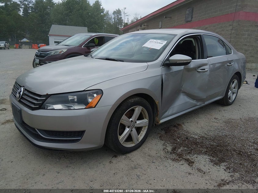 VOLKSWAGEN PASSAT 2012 VIN 1VWBP7A34CC040068